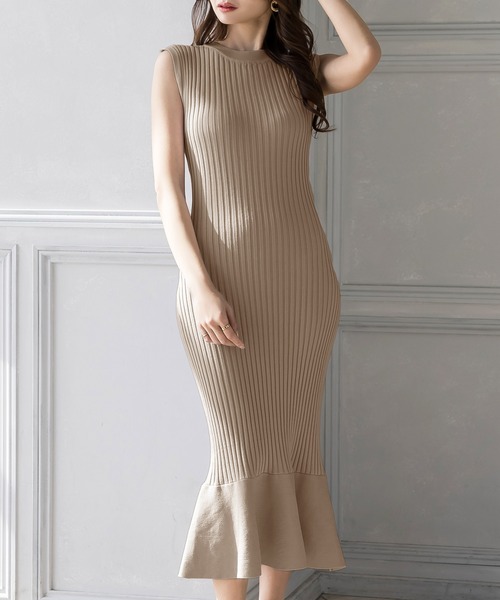 Julia Boutique(ジュリアブティック)の「ロング丈・スリーブレスマーメイドニットワンピース/22022(ワンピース・レディース・ブラック/ベージュ/ネイビー/ブラウン/ブルー/ラベンダー・LONG)」の17枚目の写真