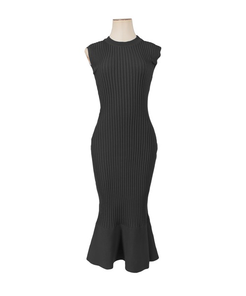 Julia Boutique(ジュリアブティック)の「ロング丈・スリーブレスマーメイドニットワンピース/22022(ワンピース・レディース・ブラック/ベージュ/ネイビー/ブラウン/ブルー/ラベンダー・LONG)」の7枚目の写真