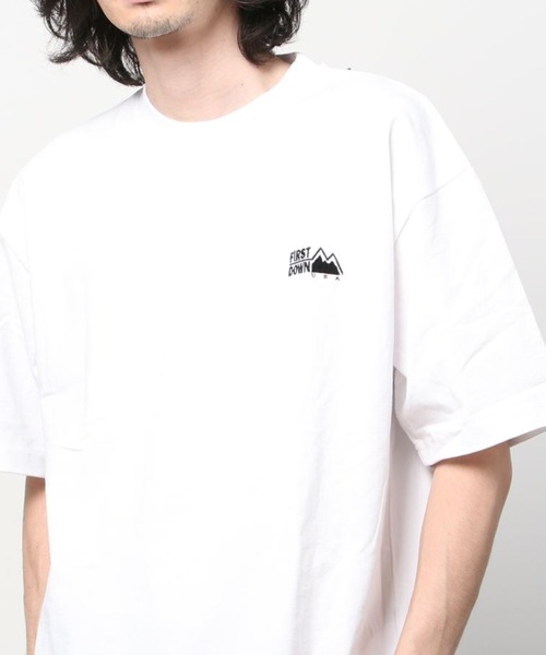 FIRST DOWN(ファーストダウン)の「【FIRST DOWN/ファーストダウン】ビッグシルエット ワンポイント ブランドロゴ刺繍 半袖Tシャツ(Tシャツ/カットソー・メンズ・ホワイト/ブラック・M/L/XL)」の7枚目の写真