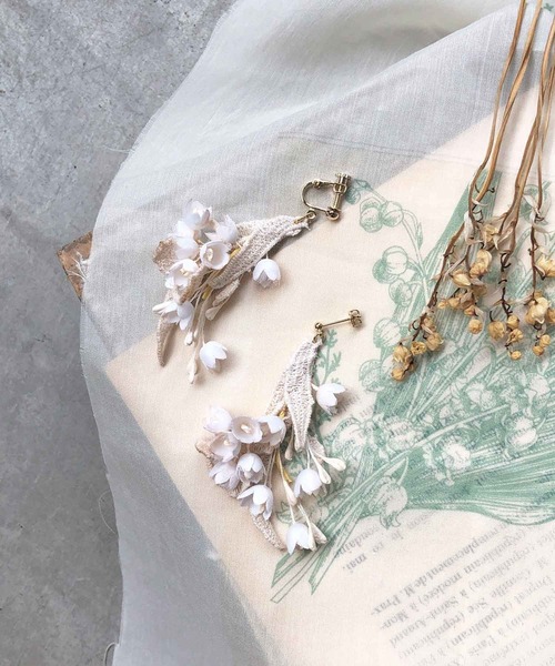 m.soeur（エムスール）の「スズランレースの片耳イヤリング＊（イヤリング・レディース・ホワイト・FREE）」の2枚目の写真