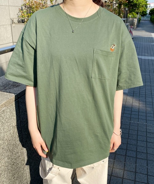 PairPair（ペアペア）の「holiday刺繍Tシャツ(ユニセックス)（Tシャツ/カットソー・メンズ・オフホワイト/グリーン/ホワイト系その他/ブラック系その他/グリーン系その他/スミクロ・フリー）」の15枚目の写真