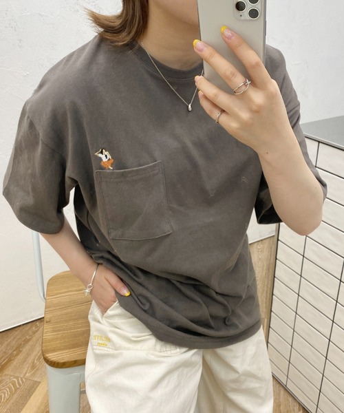 PairPair（ペアペア）の「holiday刺繍Tシャツ(ユニセックス)（Tシャツ/カットソー・メンズ・オフホワイト/グリーン/ホワイト系その他/ブラック系その他/グリーン系その他/スミクロ・フリー）」の18枚目の写真