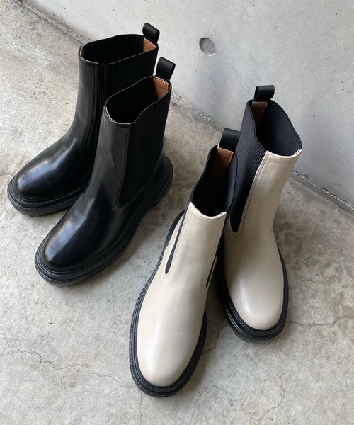 DouDou（ドゥドゥ）の「サイドゴアブーツ（ブーツ・レディース・アイボリー/ブラック・36/37/38）」の3枚目の写真