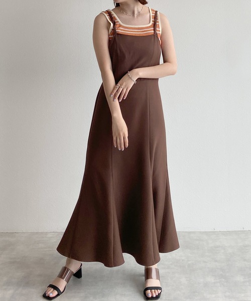 w closet（ダブルクローゼット）の「【2WAY】マーメイドジャンパースカート（ジャンパースカート・レディース・ブラック/ブラウン/アイボリー/ブラウン系その他・FREE）」の3枚目の写真