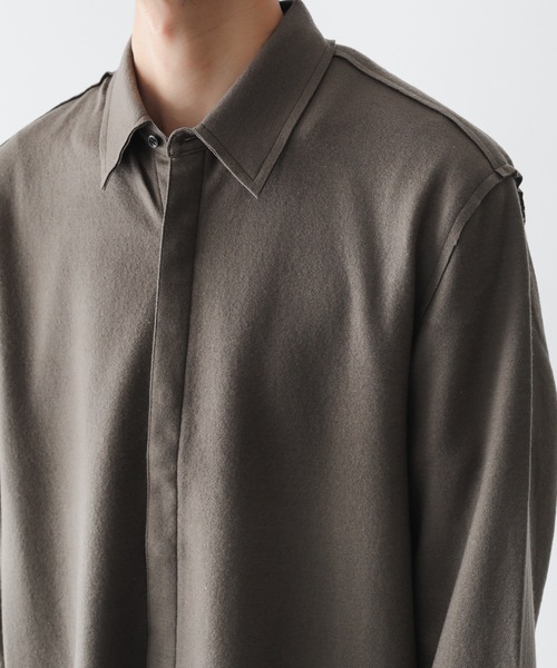 ATTACHMENT(アタッチメント)の「ウール・シルク インターロック カットオフ シャツ / WO / SI INTERLOCK CUT OFF SHIRT(シャツ/ブラウス・メンズ・ダークグレー/グレー系その他/ライトベージュ・2/1/3)」の19枚目の写真