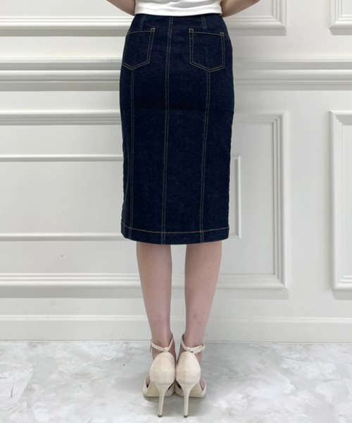 ROYAL PARTY（ロイヤルパーティー）の「ベーシックデニムタイトスカート（デニムスカート・レディース・ネイビー/ブラック・マルチサイズ）」の4枚目の写真