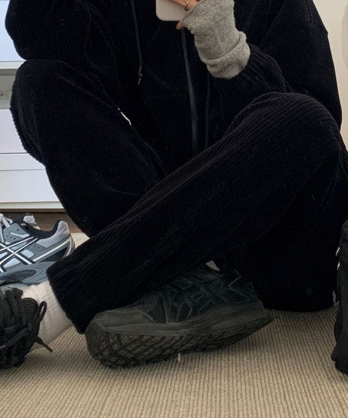 aimoha(アイモハ)の「スウェットパンツ(スウェットパンツ・レディース・グレー/オフホワイト/ブラック・SMALL/LARGE/MEDIUM)」の1枚目の写真