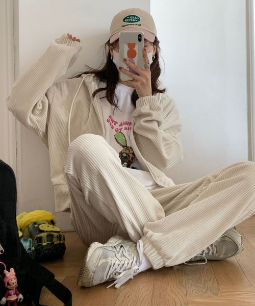 aimoha(アイモハ)の「スウェットパンツ(スウェットパンツ・レディース・グレー/オフホワイト/ブラック・SMALL/LARGE/MEDIUM)」の16枚目の写真