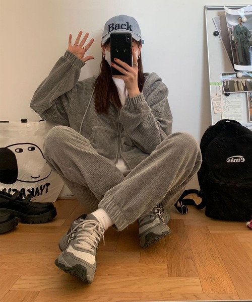 aimoha(アイモハ)の「スウェットパンツ(スウェットパンツ・レディース・グレー/オフホワイト/ブラック・SMALL/LARGE/MEDIUM)」の22枚目の写真