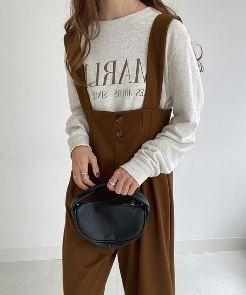 JUNOAH（ジュノア）の「タックサロペット（サロペット/オーバーオール・レディース・ブラック/モカ/グレイッシュベージュ/キャメル/ブラウン/ライトグレー/チャコール・MEDIUM/LARGE/X-LARGE/SMALL）」の17枚目の写真