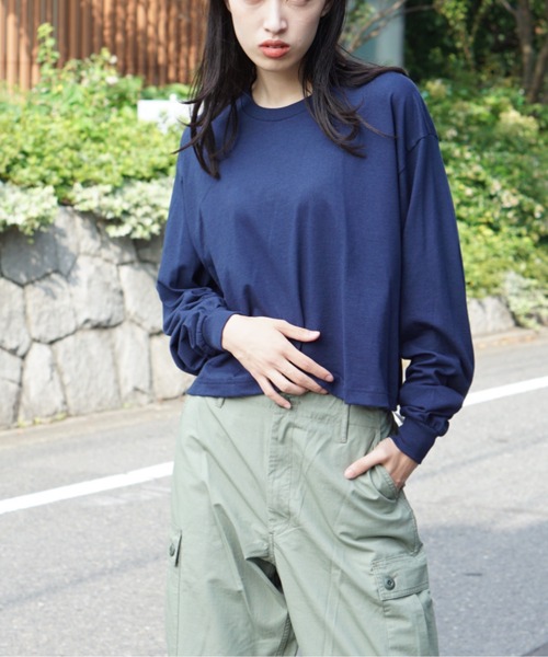 C.E.L.STORE(セルストア)の「GILDAN/ギルダン SHORT LENGTH LS TEE ショートレングスLS-Tシャツ(Tシャツ/カットソー・レディース・サンドベージュ/グリーン/オリーブ/ホワイト/ピンク系/ネイビー/チャコールグレー/ライトグレー/ブラック・LARGE)」の8枚目の写真