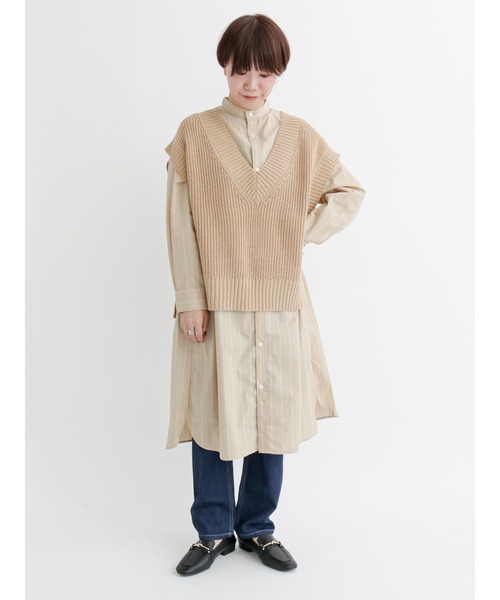 Lugnoncure(ルノンキュール)の「【イージーケア】バンドカラーシャツワンピース(シャツワンピース・レディース・ベージュ/オフホワイト/ブルー・フリ-)」の1枚目の写真