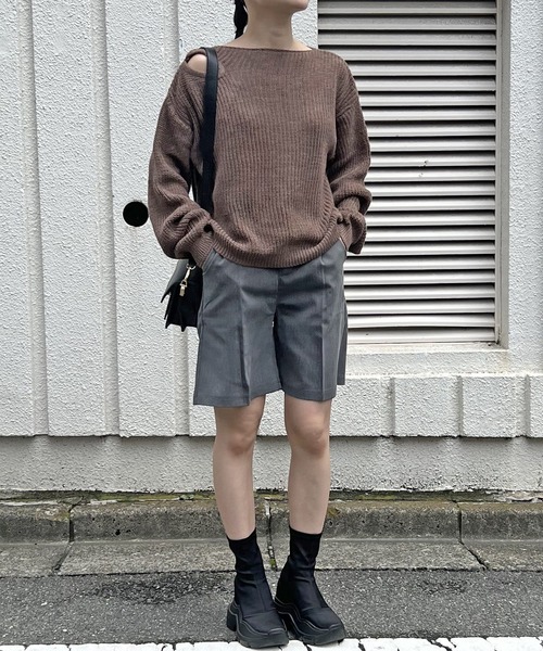 Jewelobe(ジュエローブ)の「カットアウト片畦ニットプルオーバー(ニット/セーター・レディース・杢グレー/ブラック/ブラウン・FREE)」の18枚目の写真