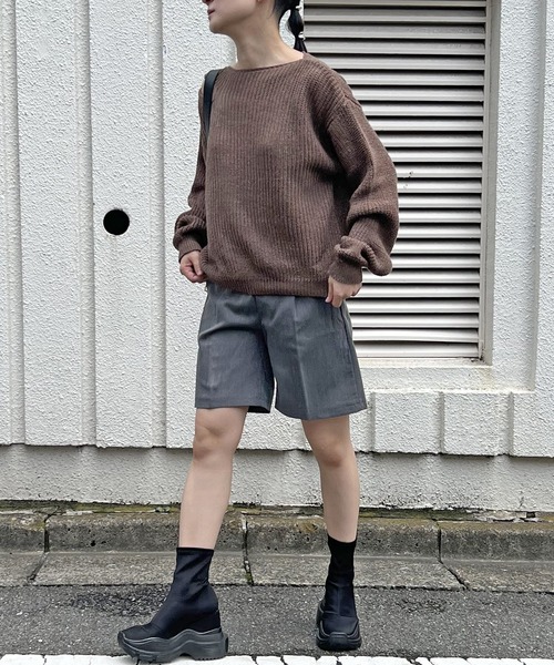 Jewelobe(ジュエローブ)の「カットアウト片畦ニットプルオーバー(ニット/セーター・レディース・杢グレー/ブラック/ブラウン・FREE)」の8枚目の写真