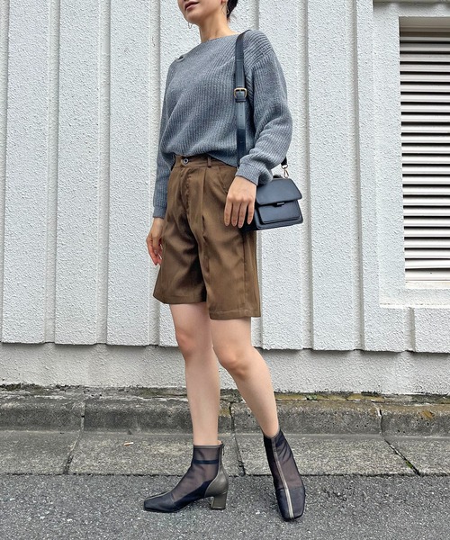 Jewelobe(ジュエローブ)の「カットアウト片畦ニットプルオーバー(ニット/セーター・レディース・杢グレー/ブラック/ブラウン・FREE)」の4枚目の写真