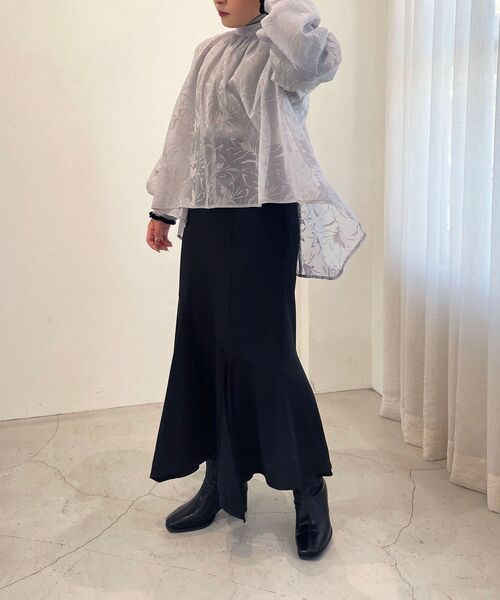 MAJESTIC LEGON（マジェスティックレゴン）の「プチフリルタートルニット（ニット/セーター・レディース・ブラック/ブラウン/アイボリー/ピンクベージュ/グレー・MEDIUM）」の20枚目の写真