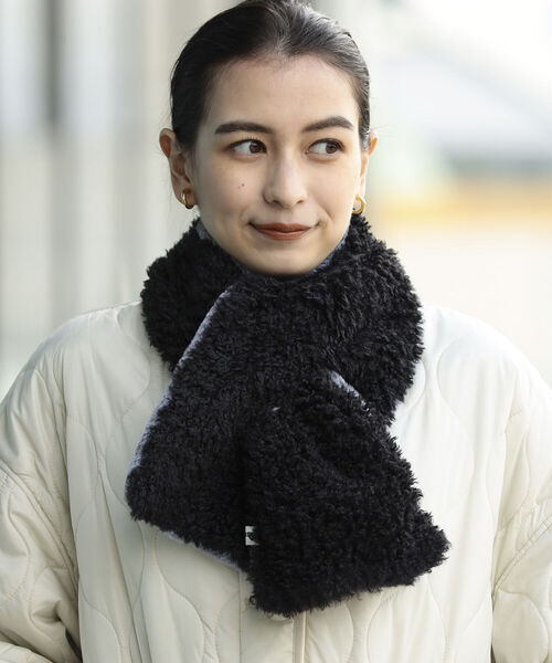 Ray BEAMS（レイビームス）の「Casselini × Ray BEAMS / 別注 リバーシブル ティペット（マフラー・レディース・ブラック/その他・ONE SIZE）」の3枚目の写真