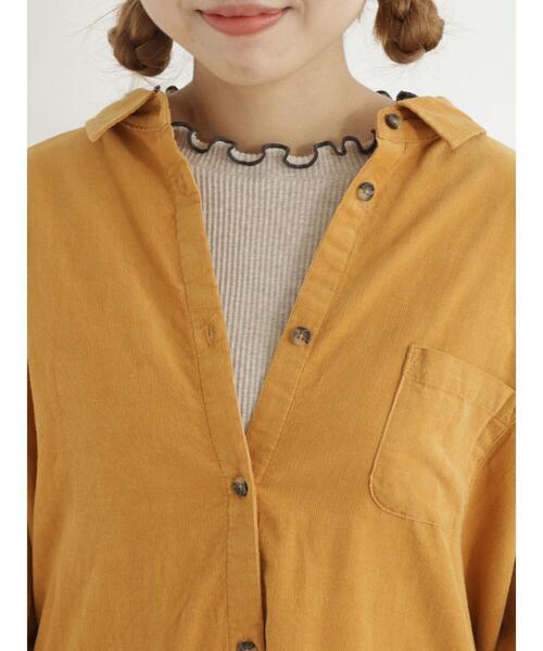 Samansa Mos2（サマンサ モスモス）の「細コーデュロイゆるシャツ（シャツ/ブラウス・レディース・ダークブラウン/ネイビー/レッド/グリーン/キナリ/マスタード・ﾌﾘ-）」の14枚目の写真