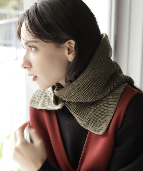 LAKOLE（ラコレ）の「フーディーバラクラバ / 347762（ネックウォーマー/スヌード・レディース・グレー/オフホワイト/カーキ/ブラウン・FREE）」の2枚目の写真