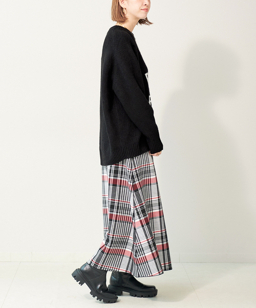 B.C STOCK(ベーセーストック)の「インターシャロゴクルーネック(ニット/セーター・レディース・ブラック/ブルー/アイボリー・FREE)」の12枚目の写真