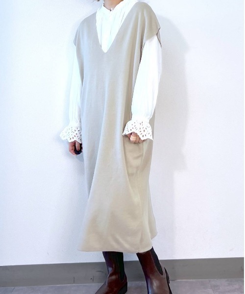 studio CLIP(スタディオクリップ)の「12ゲージラクリルニットジャンパースカート(ジャンパースカート・レディース・ブラック/ライトグレー/ブラウン・FREE)」の2枚目の写真