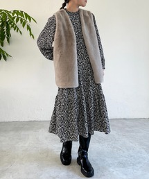 un dix cors | 甘くなりすぎない　花柄デシンティアードワンピース(ワンピース)