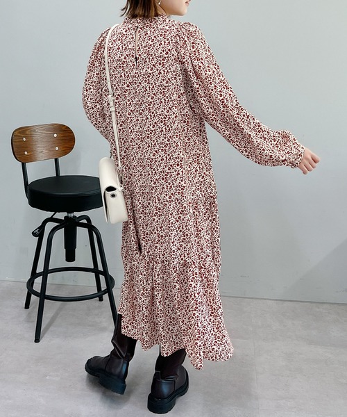 un dix cors（アンディコール）の「甘くなりすぎない　花柄デシンティアードワンピース（ワンピース・レディース・レッド/ブラック・FREE）」の19枚目の写真