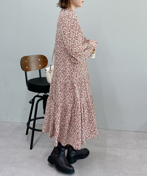 un dix cors（アンディコール）の「甘くなりすぎない　花柄デシンティアードワンピース（ワンピース・レディース・レッド/ブラック・FREE）」の18枚目の写真