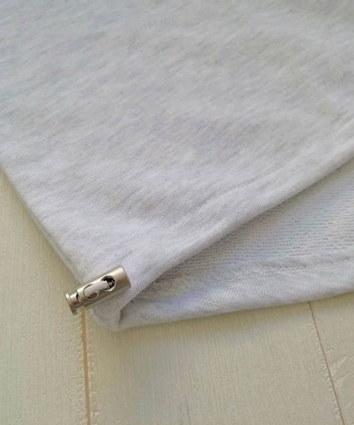 Dalfwin(ダールフィン)の「韓国GOLF 1983刺繍ロゴスウェット ゴルフウェア レディース トップス トレーナー スポーツウェア レディース(スウェット・レディース・チャコールグレー/グレー系その他/ダークベージュ・FREE)」の5枚目の写真