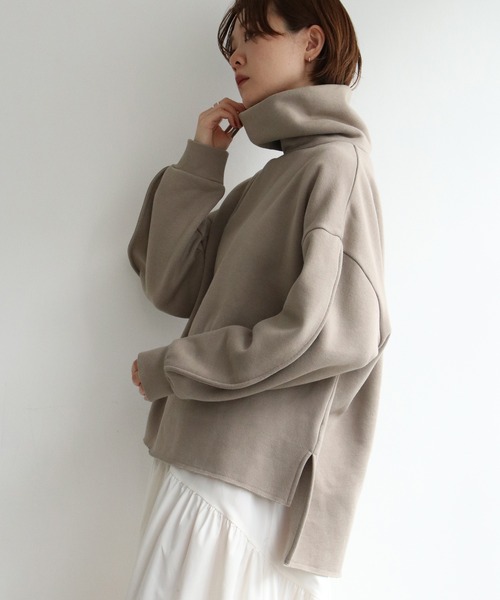 notch.（ノッチ）の「裏起毛オフタートルプルオーバー（スウェット・レディース・ブラック/ベージュ/グレー・M）」の3枚目の写真