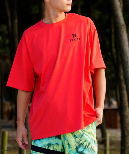 Hurley (ハーレー)の「Hurley/ハーレー ラッシュガード ラッシュTシャツ/ルーズシルエット バックプリント/UVカット 吸汗速乾 MSS2310029(ラッシュガード・メンズ・オレンジ/ブラック/ホワイト・L/XL/M)」の12枚目の写真