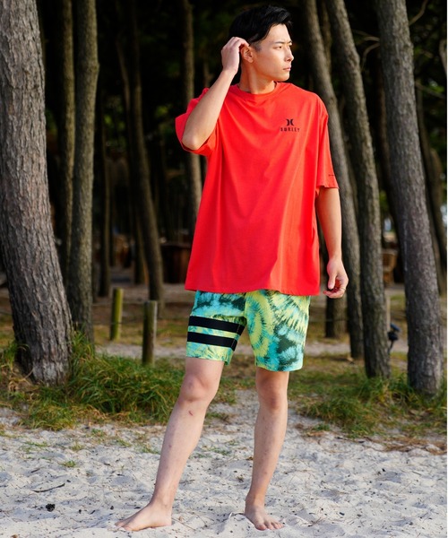 Hurley (ハーレー)の「Hurley/ハーレー ラッシュガード ラッシュTシャツ/ルーズシルエット バックプリント/UVカット 吸汗速乾 MSS2310029(ラッシュガード・メンズ・オレンジ/ブラック/ホワイト・L/XL/M)」の14枚目の写真