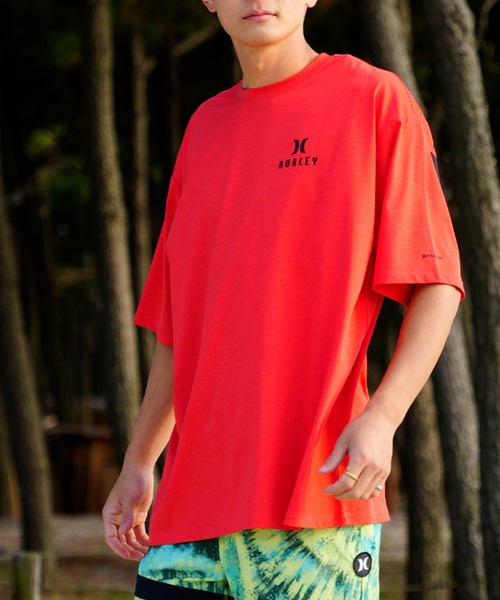 Hurley (ハーレー)の「Hurley/ハーレー ラッシュガード ラッシュTシャツ/ルーズシルエット バックプリント/UVカット 吸汗速乾 MSS2310029(ラッシュガード・メンズ・オレンジ/ブラック/ホワイト・L/XL/M)」の13枚目の写真