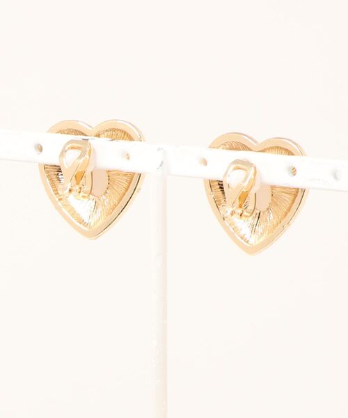 Fun & Daily（ファンアンドデイリー）の「フレンチレトロハートイヤリング（イヤリング・レディース・その他・FREE）」の2枚目の写真