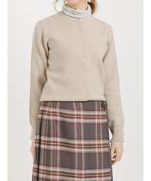 パールボタンクルーネックカーディガン