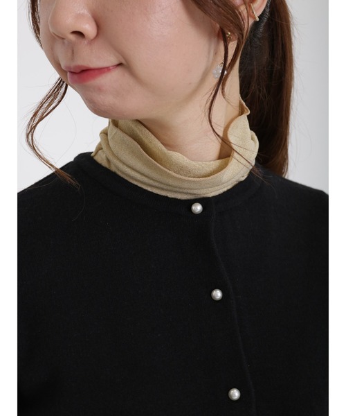 Te chichi（テチチ）の「パールボタンクルーネックカーディガン（カーディガン/ボレロ・レディース・ブラック/ブルー/オフホワイト/ラベンダー/ベージュ/ミント・ﾌﾘ-）」の16枚目の写真