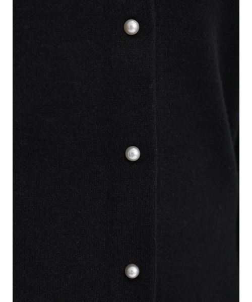 Te chichi（テチチ）の「パールボタンクルーネックカーディガン（カーディガン/ボレロ・レディース・ブラック/ブルー/オフホワイト/ラベンダー/ベージュ/ミント・ﾌﾘ-）」の18枚目の写真