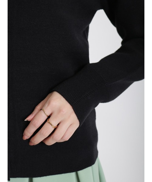 Te chichi（テチチ）の「パールボタンクルーネックカーディガン（カーディガン/ボレロ・レディース・ブラック/ブルー/オフホワイト/ラベンダー/ベージュ/ミント・ﾌﾘ-）」の19枚目の写真