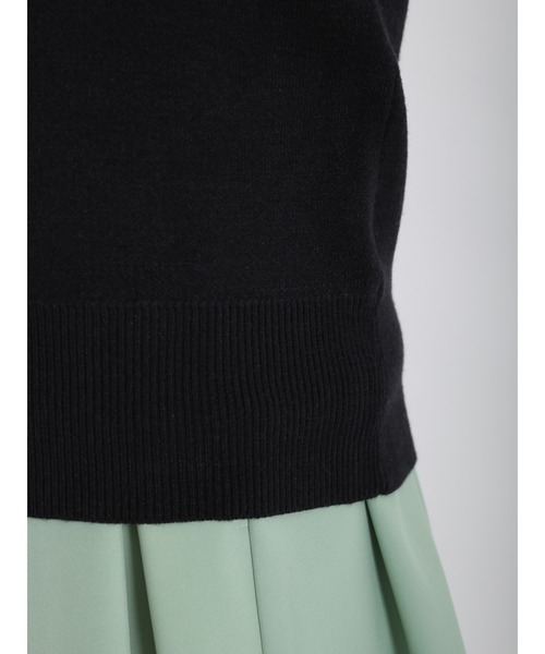 Te chichi（テチチ）の「パールボタンクルーネックカーディガン（カーディガン/ボレロ・レディース・ブラック/ブルー/オフホワイト/ラベンダー/ベージュ/ミント・ﾌﾘ-）」の20枚目の写真