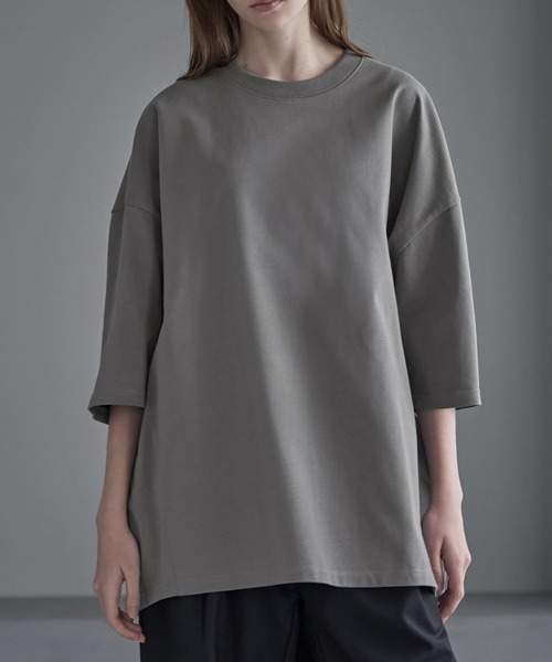 SERACE(セラス)の「【SERACE】Loose silhouette T-shirt / ルーズシルエットTシャツ(Tシャツ/カットソー・メンズ・ブラック/オフホワイト/グレー/ネイビー/ダークブルー/ホワイト×ブラック・M/L)」の4枚目の写真