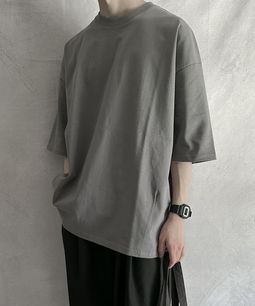 SERACE(セラス)の「【SERACE】Loose silhouette T-shirt / ルーズシルエットTシャツ(Tシャツ/カットソー・メンズ・ブラック/オフホワイト/グレー/ネイビー/ダークブルー/ホワイト×ブラック・M/L)」の9枚目の写真