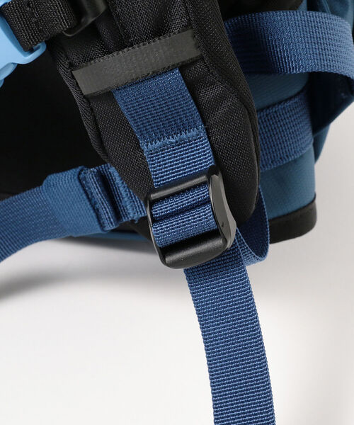 THE NORTH FACE（ザノースフェイス）の「THE NORTH FACE / キッズ Tellus20 バックパック（バックパック/リュック・キッズ・オリーブ/ブラック/ブルー系その他3・ONE SIZE）」の10枚目の写真