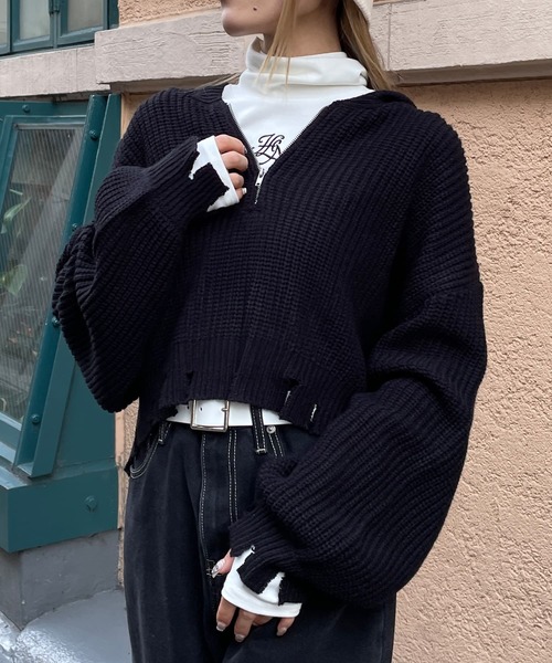 SPINNS（スピンズ）の「ショート丈 アクリルジップフード ニットパーカー（ニット/セーター・レディース・ブラック/アイボリー/ブルー/グリーン・ONESIZE）」の3枚目の写真