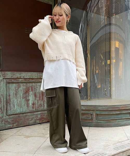 SPINNS（スピンズ）の「ショート丈 アクリルジップフード ニットパーカー（ニット/セーター・レディース・ブラック/アイボリー/ブルー/グリーン・ONESIZE）」の18枚目の写真