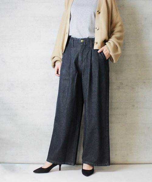 atONE(アットワン)の「atONE ウエストタックハイウエストワイドデニムパンツ(デニムパンツ・レディース・ネイビー/ワンウォッシュ・M/L/3L/LL/4L)」の6枚目の写真
