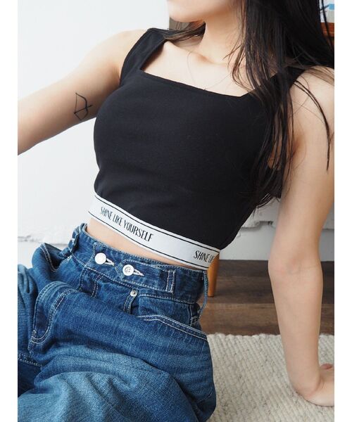 EVRIS(エヴリス)の「ロゴラインビスチェ(キャミソール・レディース・ブラック/ホワイト・FREE)」の5枚目の写真
