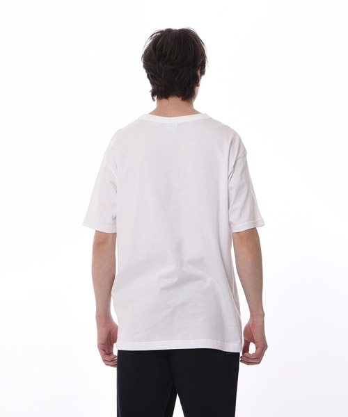 NEW BALANCE(ニューバランス)の「NB Essentials 574 グラフィックショートスリーブTシャツ(Tシャツ/カットソー・メンズ・ブラック/ホワイト・XX-LARGE/SMALL/LARGE/X-LARGE/MEDIUM)」の4枚目の写真