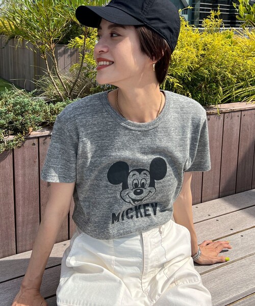 NOLLEY’S(ノーリーズ)の「◇【WEB限定】MICKEY レトロ FACE Tシャツ(Tシャツ/カットソー・レディース・グレー/ホワイト/チャコールグレー・M)」の21枚目の写真