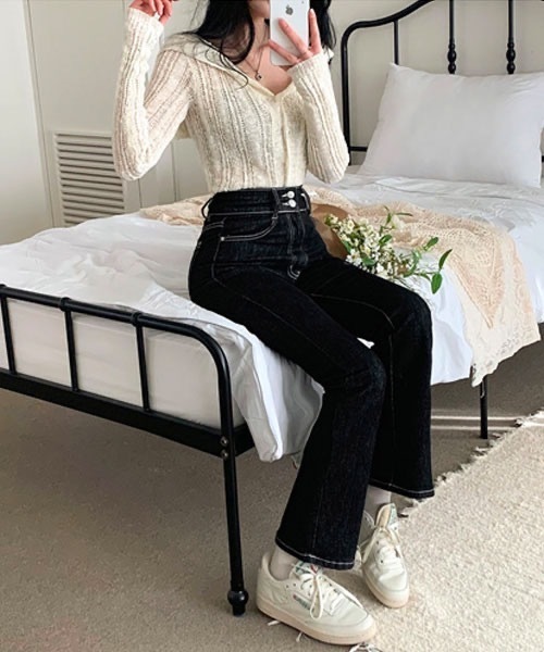 BEIDELLI（ベイデリー）の「[BELLIDE MADE] ハイウエストステッチブーツカットデニムパンツ（デニムパンツ・レディース・ブラック・MEDIUM/LARGE）」の14枚目の写真