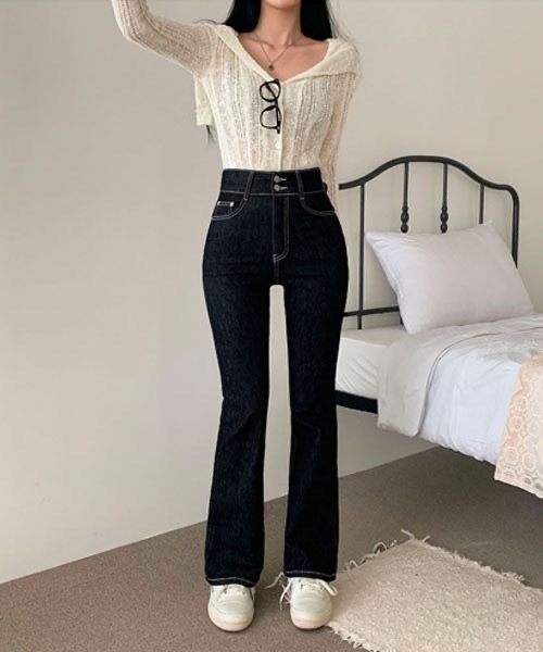 BEIDELLI（ベイデリー）の「[BELLIDE MADE] ハイウエストステッチブーツカットデニムパンツ（デニムパンツ・レディース・ブラック・MEDIUM/LARGE）」の16枚目の写真